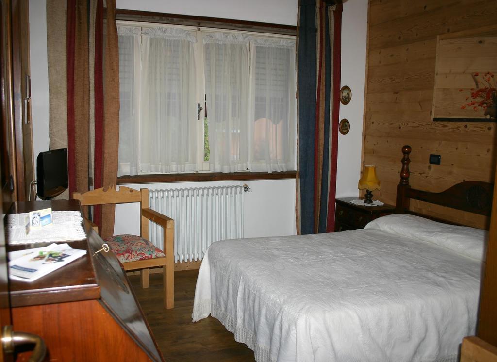 Albergo Martinet 베르난테 객실 사진